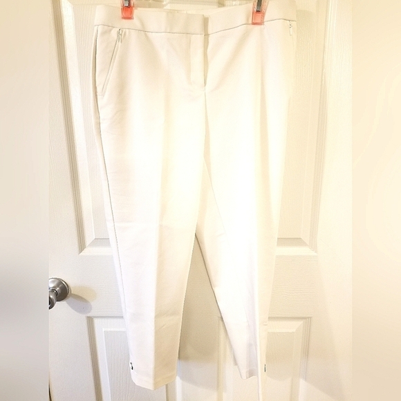 Rafaella Curvy White Pants - Picture 1 of 4